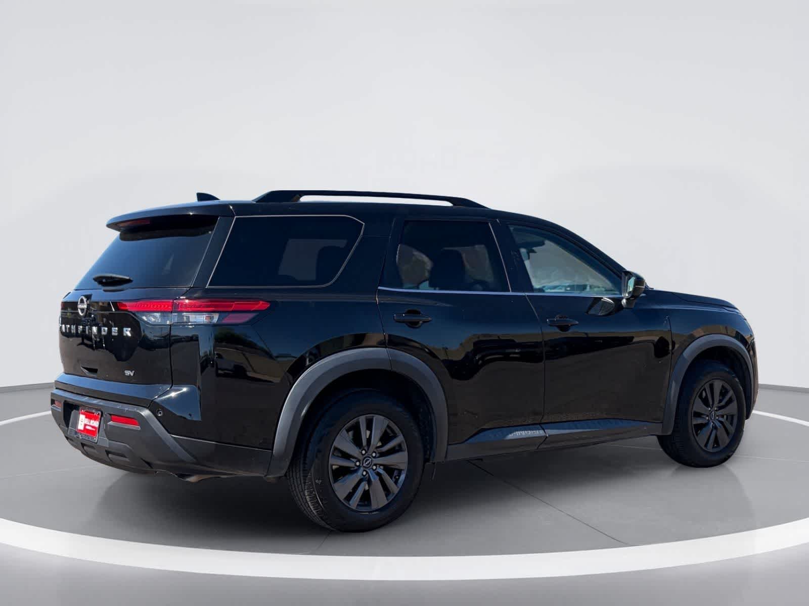 Thumbnail: 2023 Nissan Pathfinder - 6