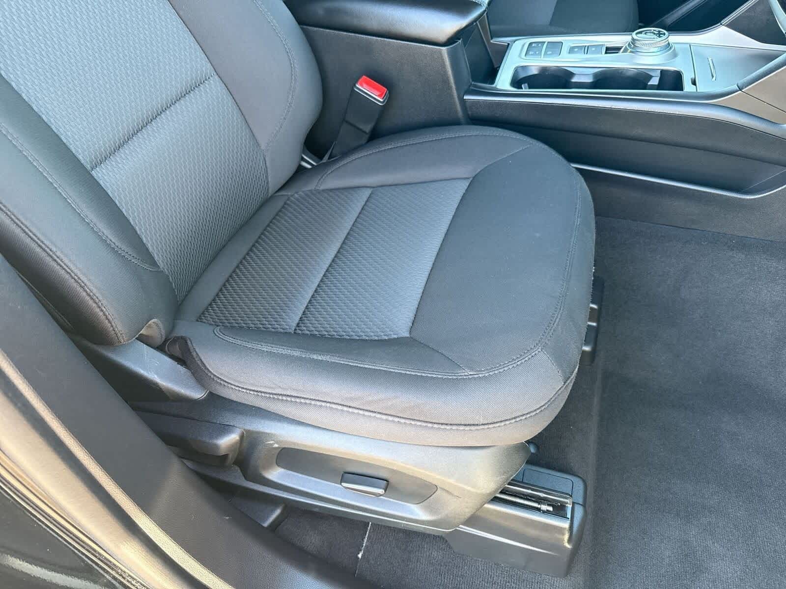 Thumbnail: 2022 Ford Explorer - 11