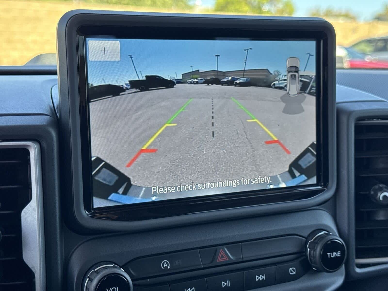 Thumbnail: 2022 Ford Bronco Sport - 22