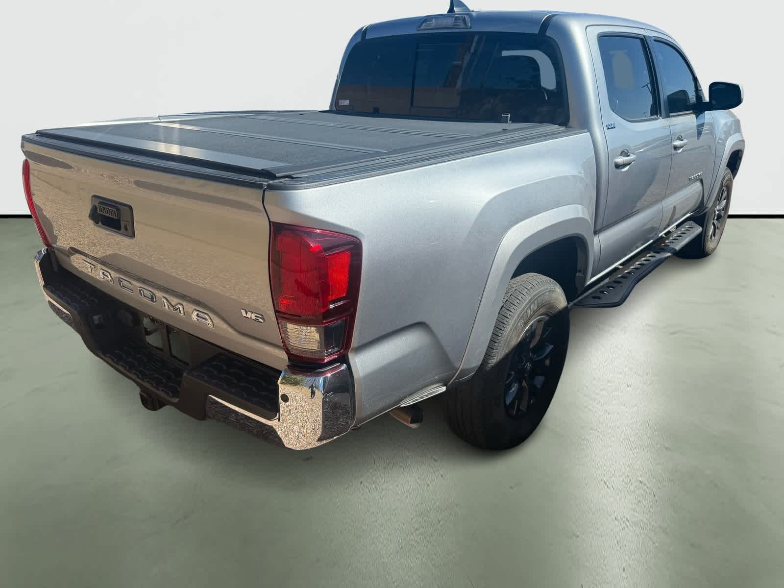 Thumbnail: 2023 Toyota Tacoma - 4