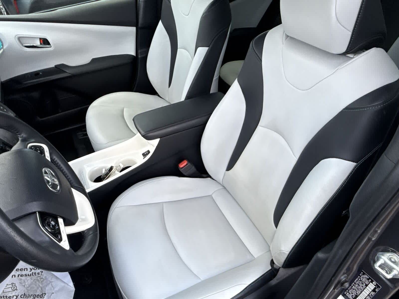 Thumbnail: 2018 Toyota Prius Prime - 19