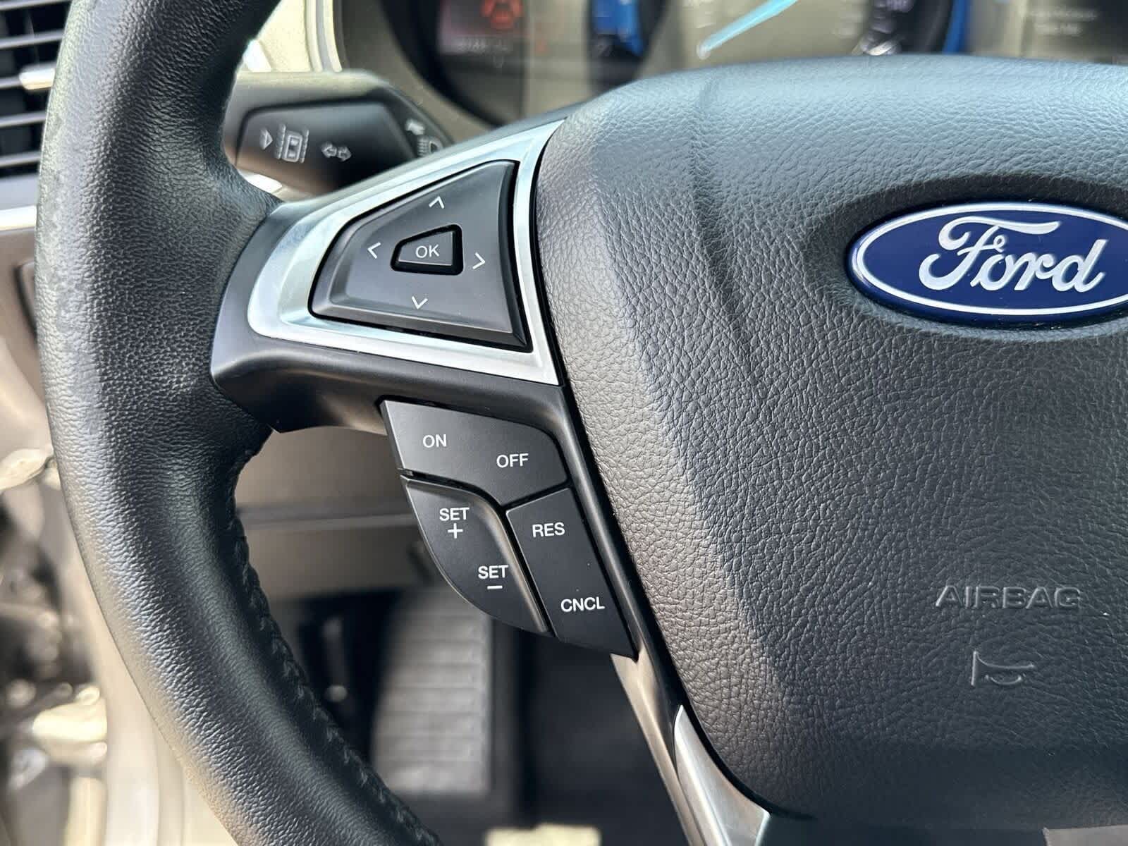 Thumbnail: 2022 Ford Edge - 27