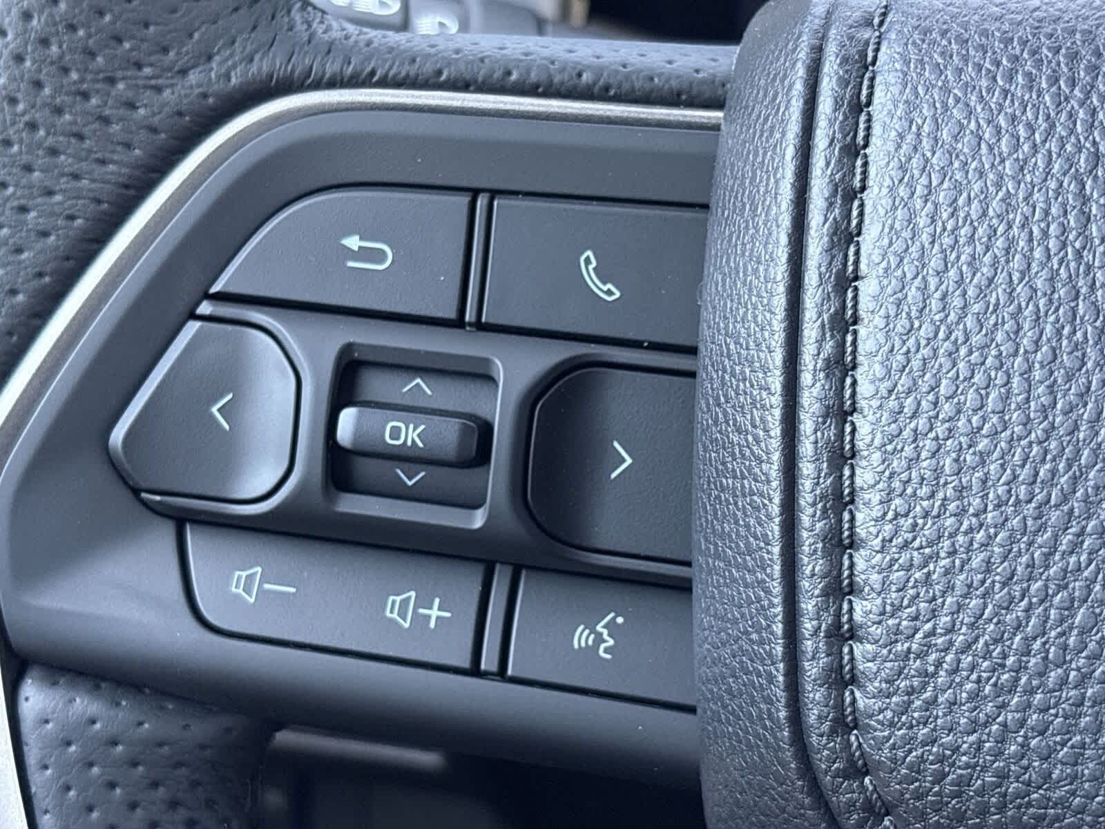 Thumbnail: 2025 Toyota Tacoma - 28