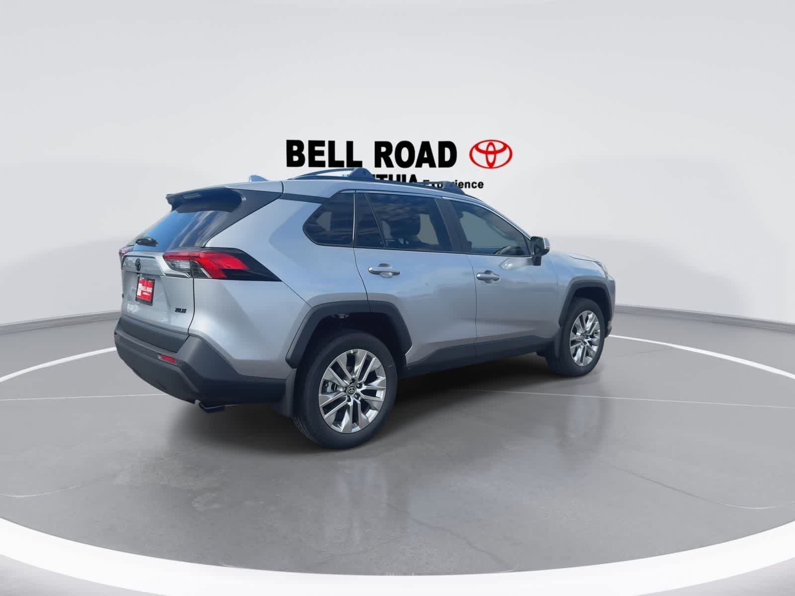 Thumbnail: 2025 Toyota RAV4 - 8