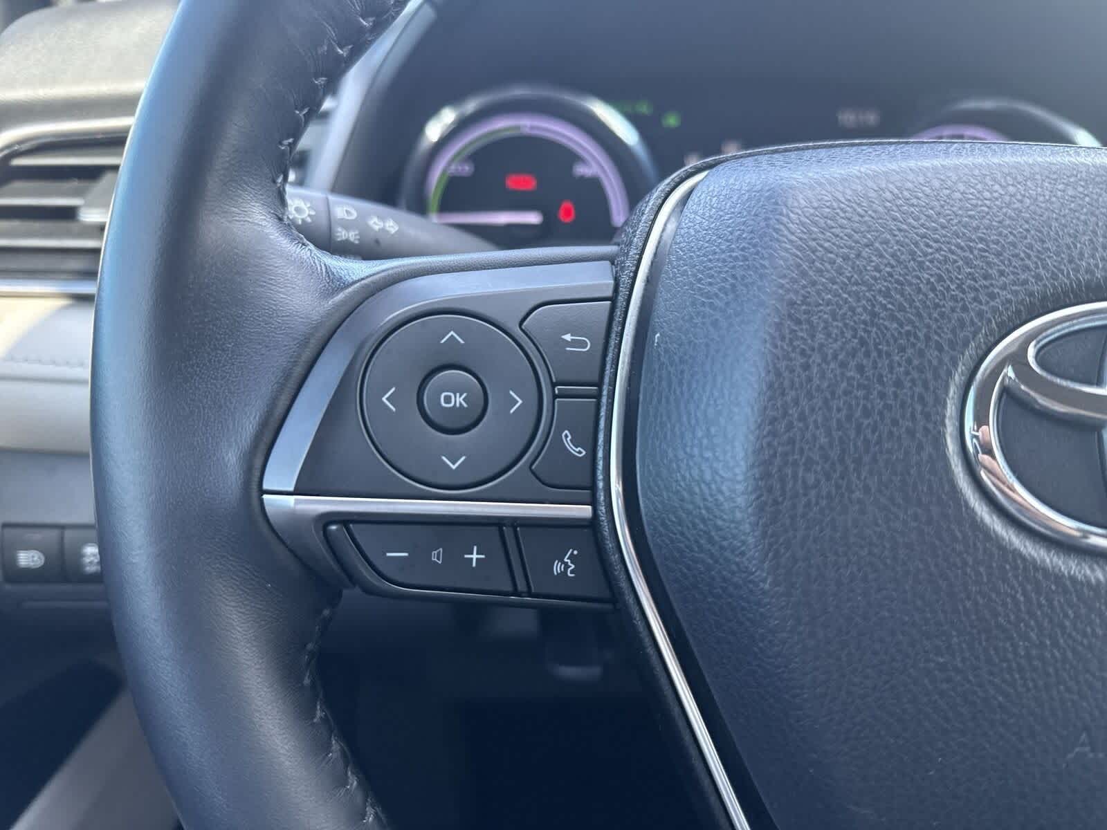 Thumbnail: 2019 Toyota Camry - 25