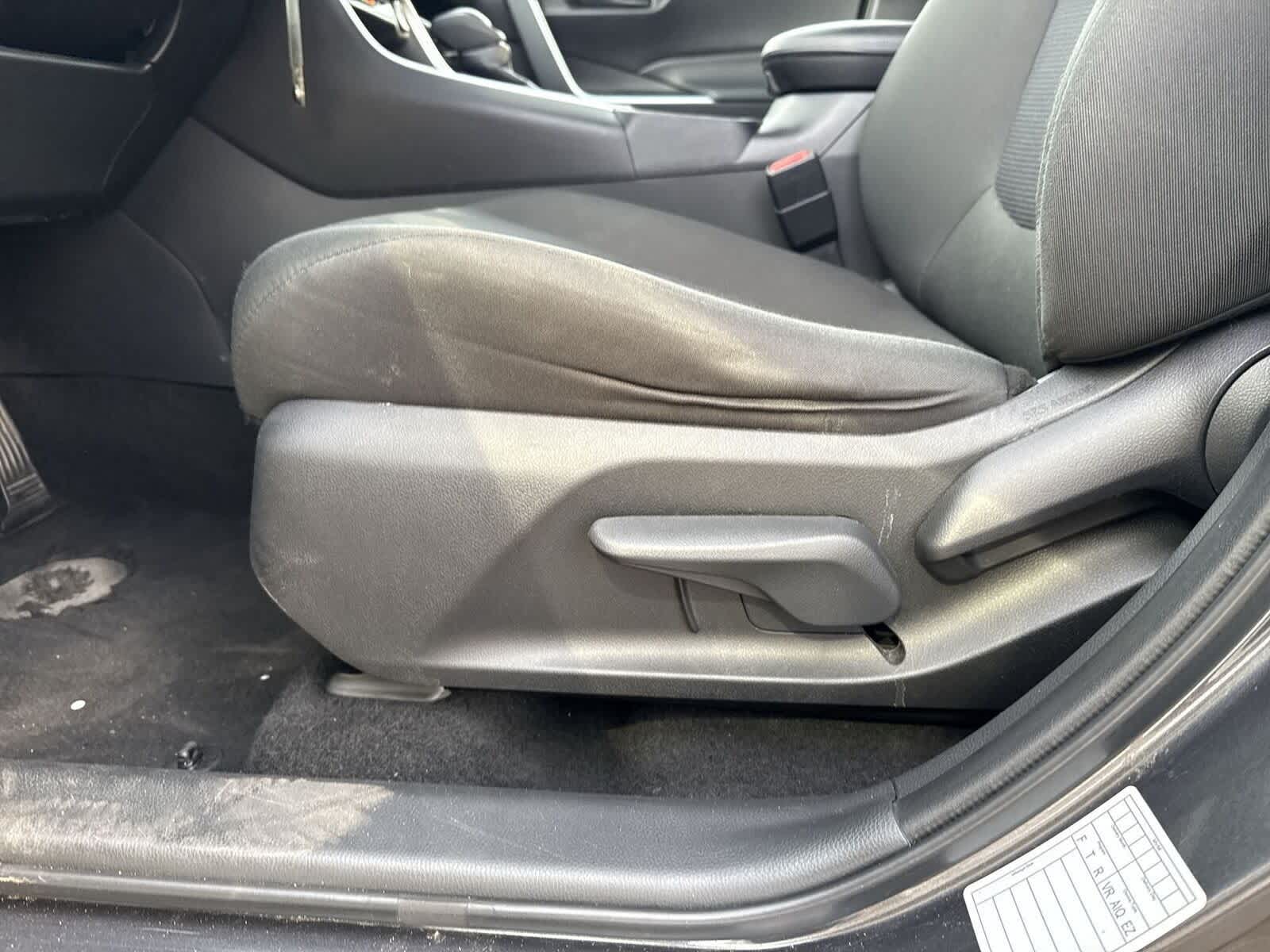 Thumbnail: 2024 Toyota RAV4 - 18