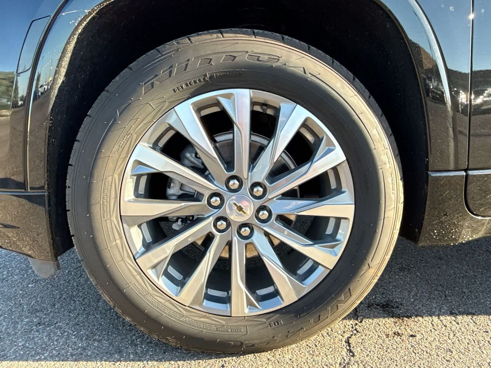 Thumbnail: 2023 Chevrolet Traverse - 10