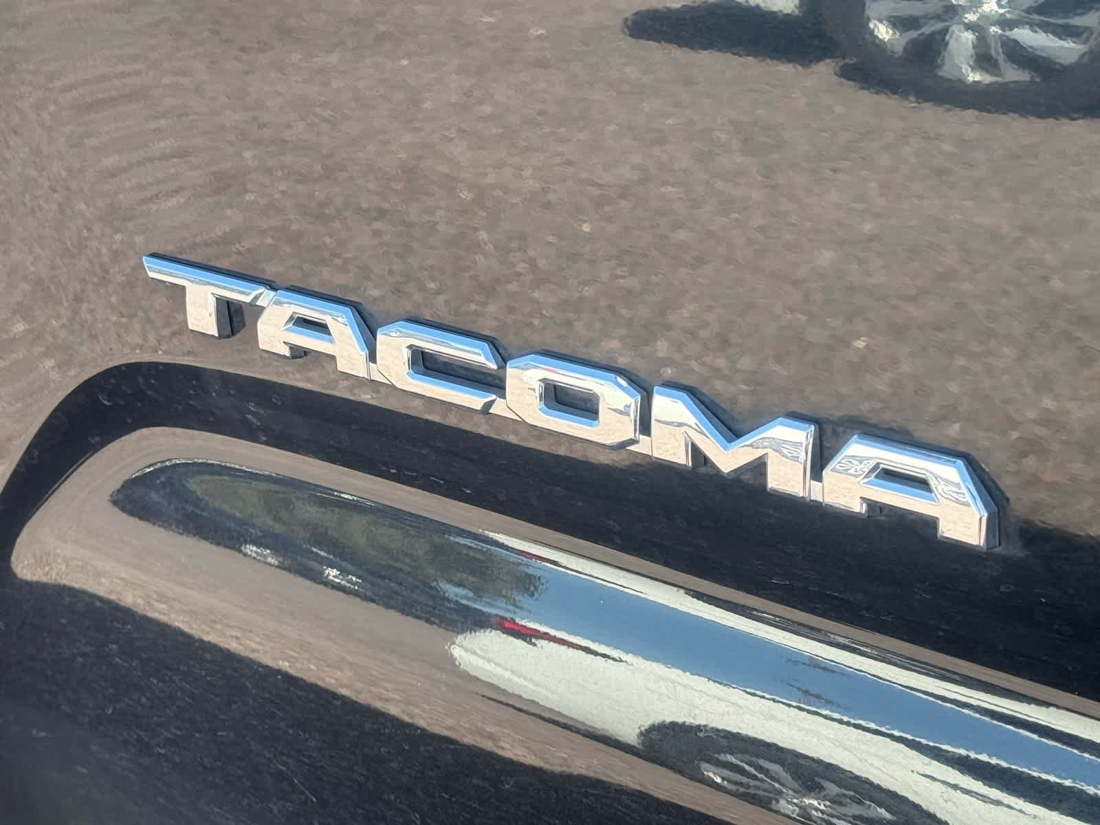 Thumbnail: 2021 Toyota Tacoma - 11