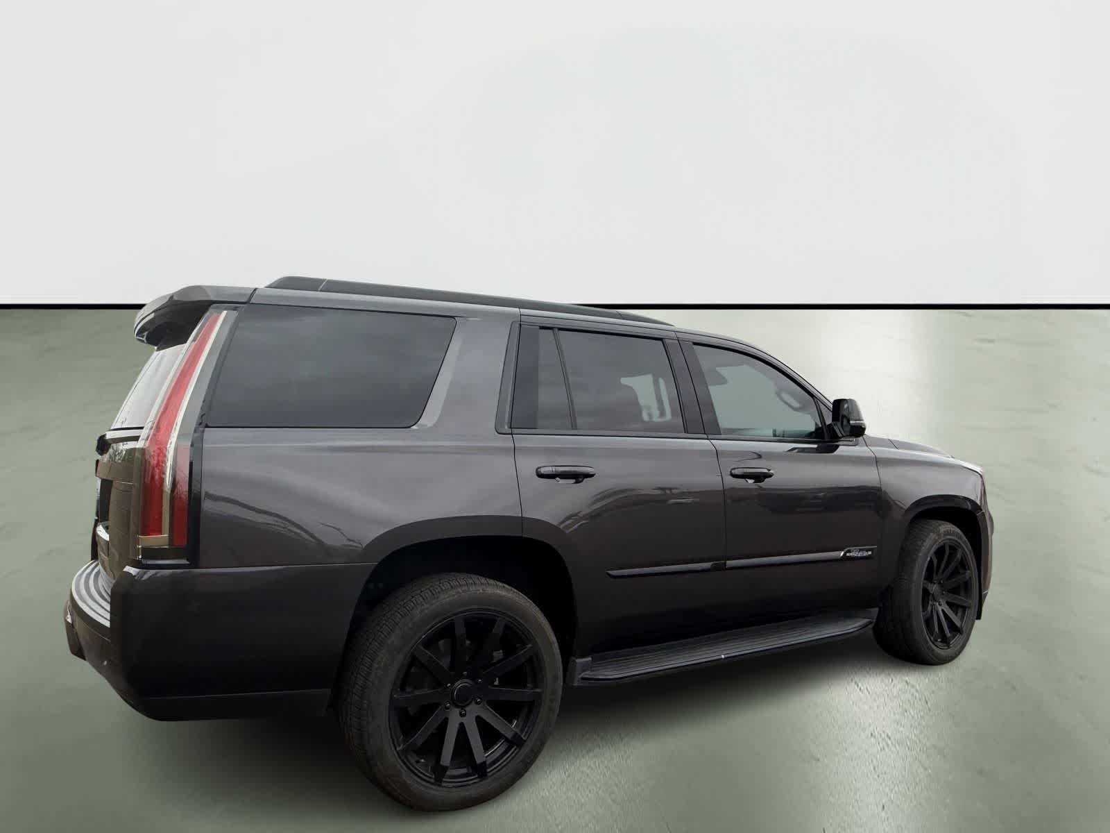 Thumbnail: 2016 Cadillac Escalade - 4