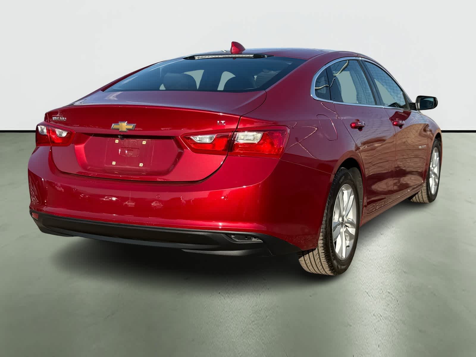 Thumbnail: 2016 Chevrolet Malibu - 4