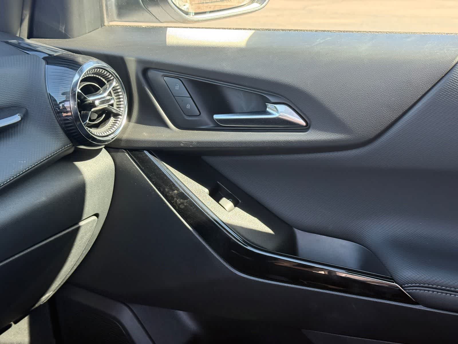 Thumbnail: 2026 Chevrolet Equinox - 21