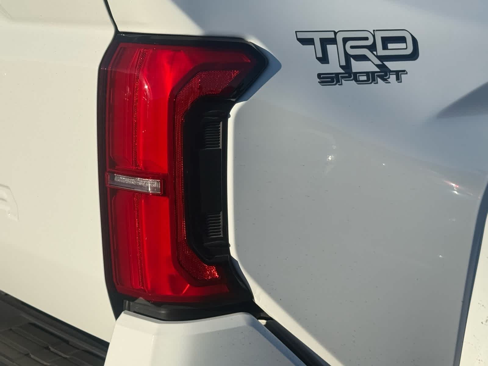 Thumbnail: 2025 Toyota Tacoma - 18