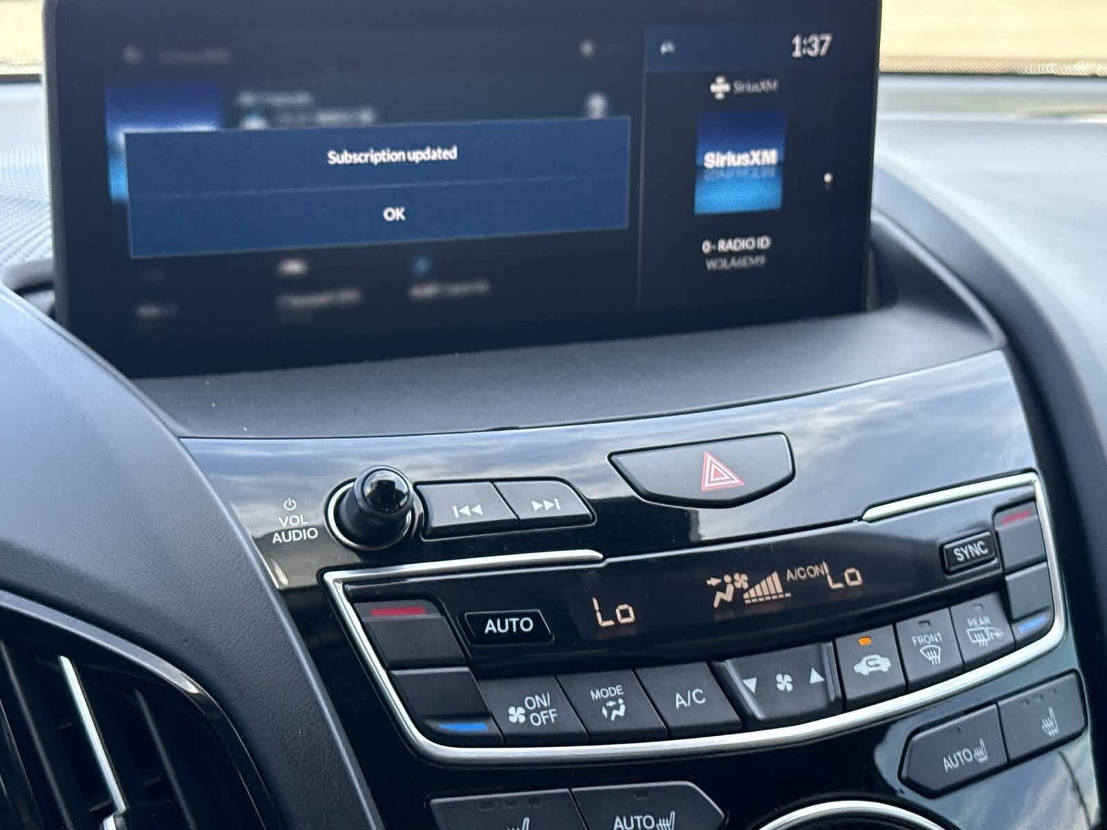 Thumbnail: 2023 Acura RDX - 20