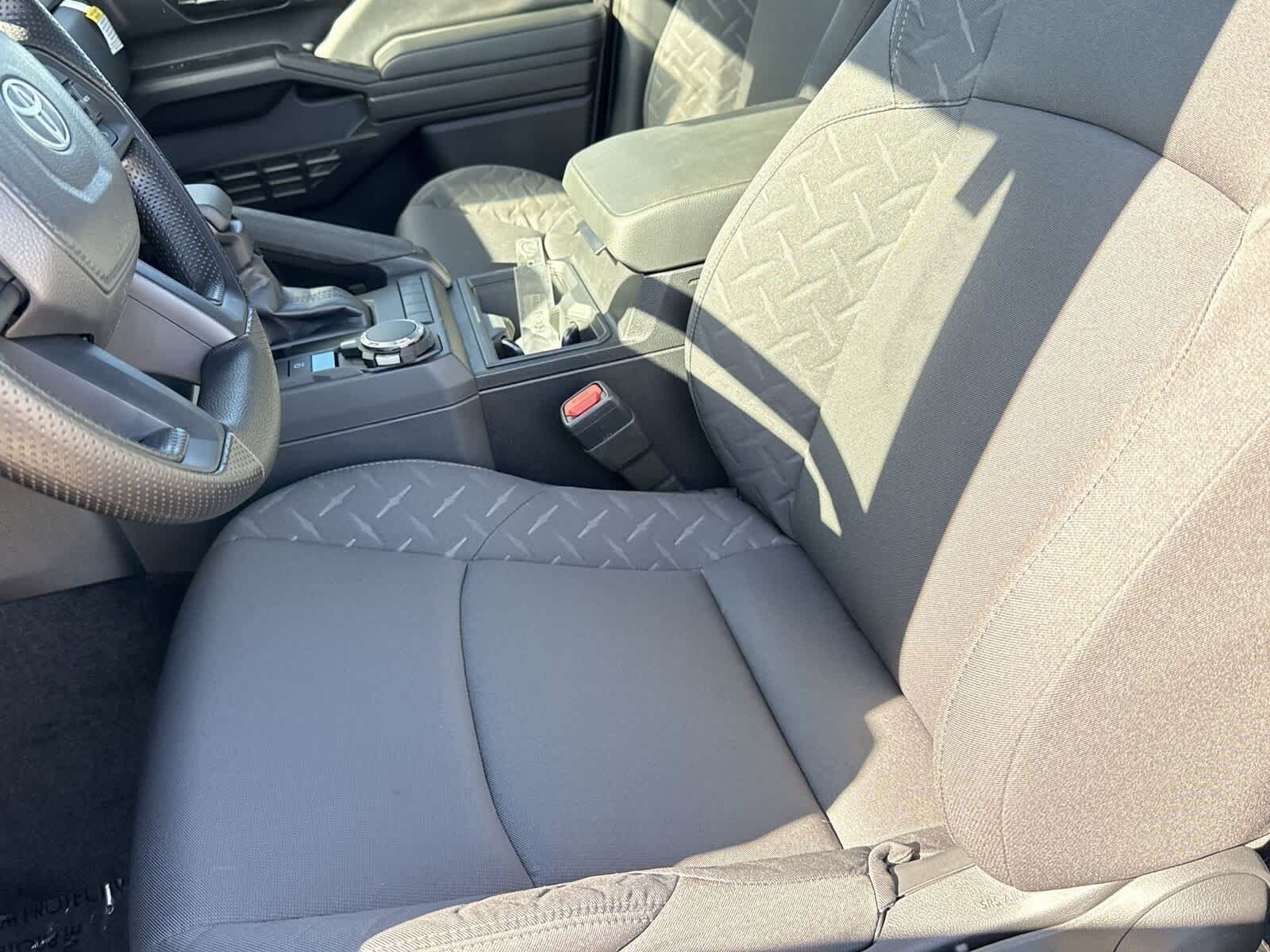 Thumbnail: 2025 Toyota Tacoma - 18