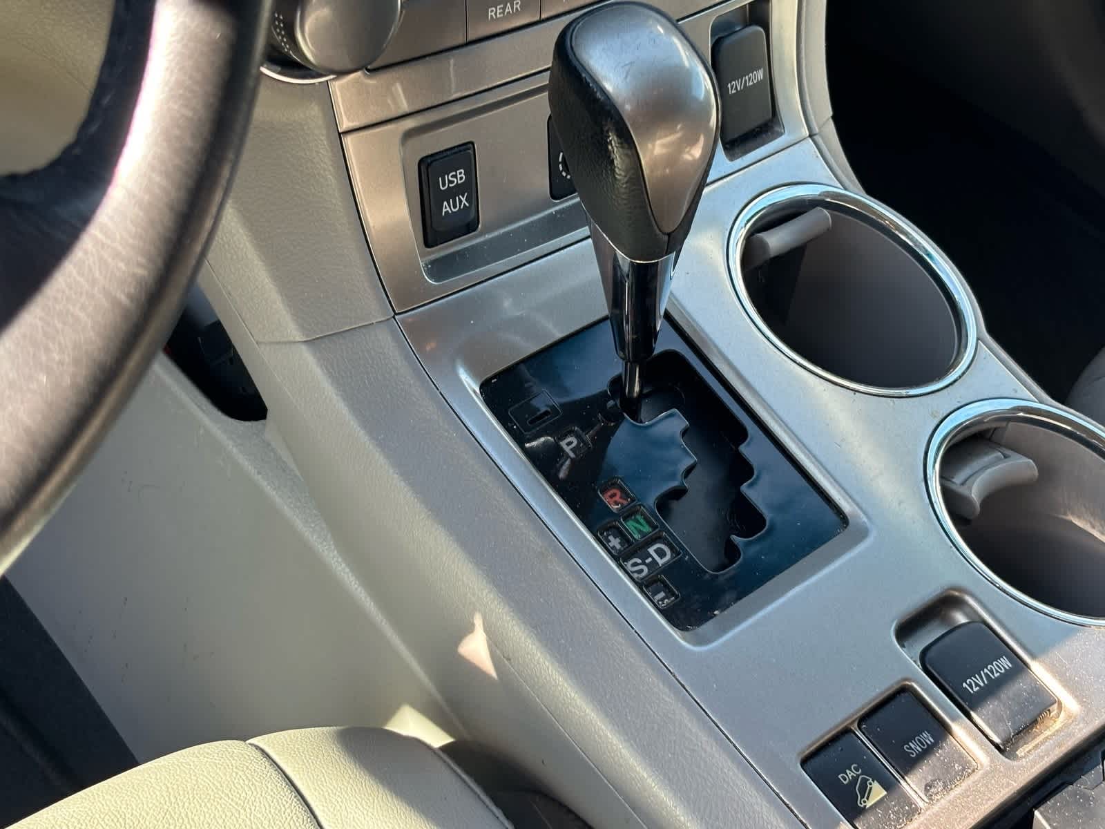 Thumbnail: 2012 Toyota Highlander - 18