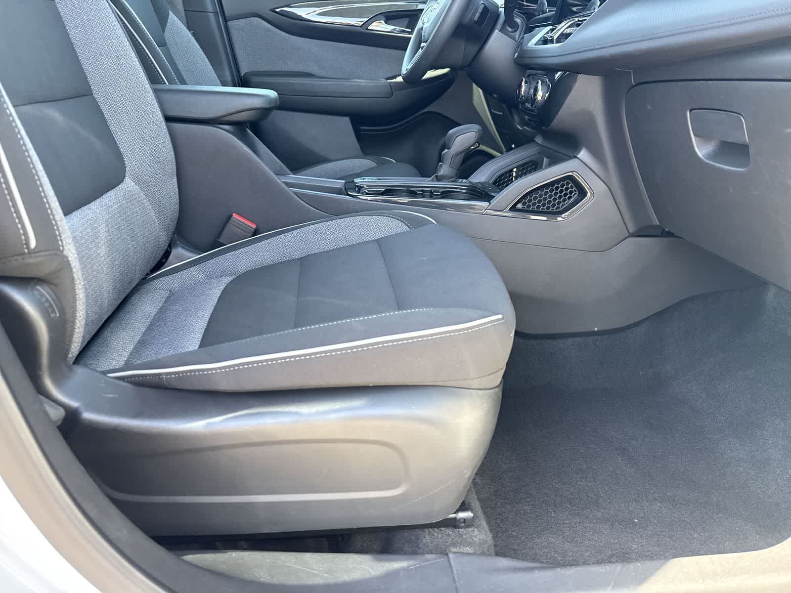 Thumbnail: 2025 Chevrolet TrailBlazer - 12