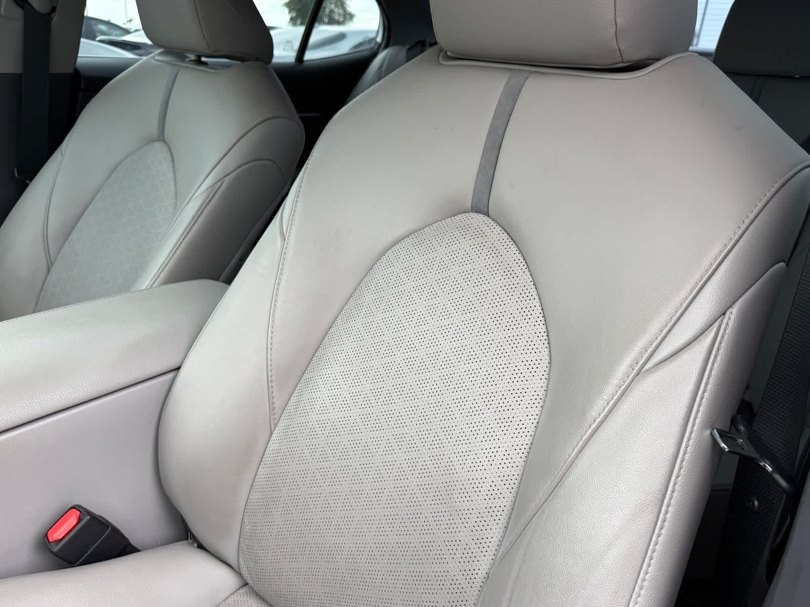 Thumbnail: 2019 Toyota Camry - 15