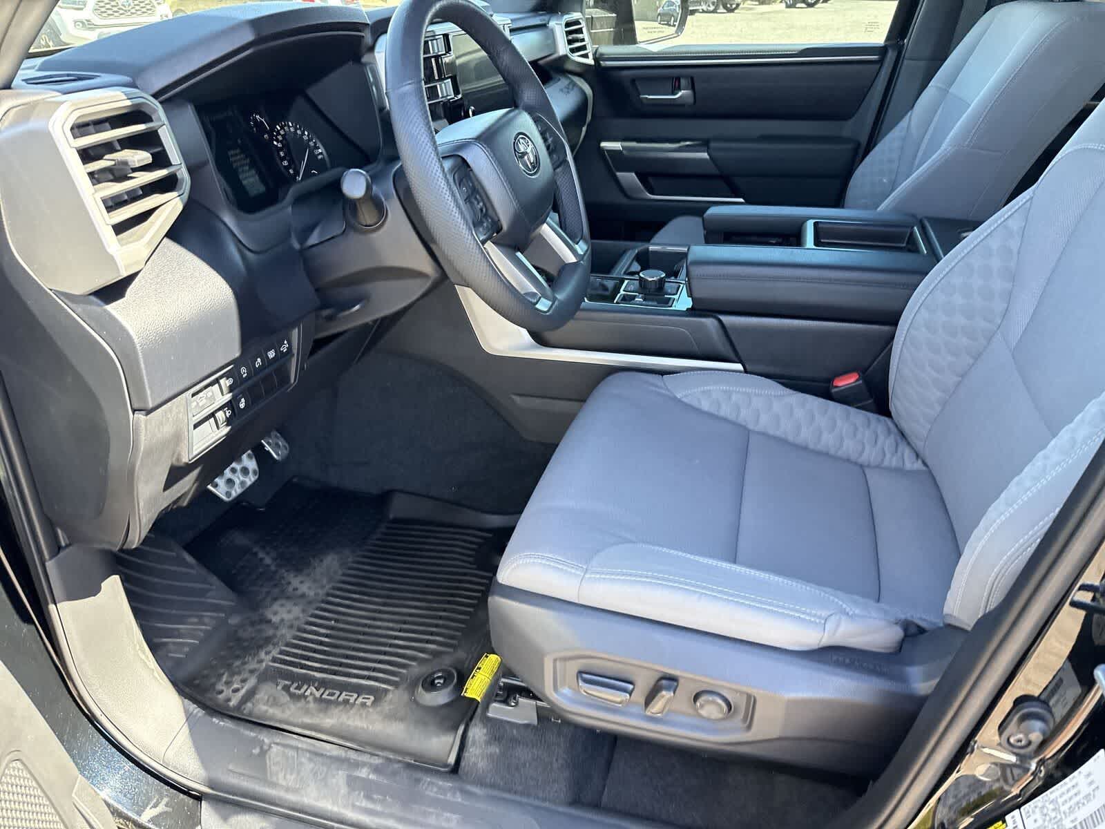 Thumbnail: 2025 Toyota Tundra - 16