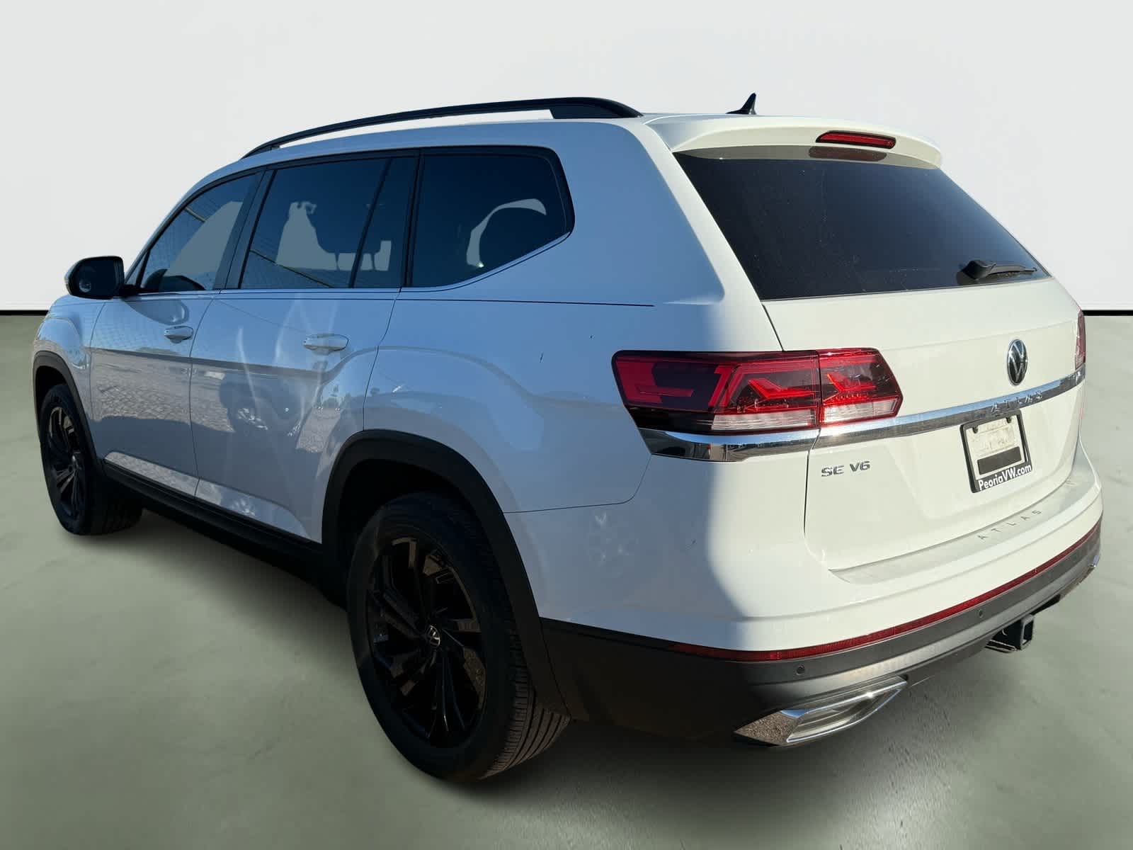 2023 Volkswagen Atlas SE 3
