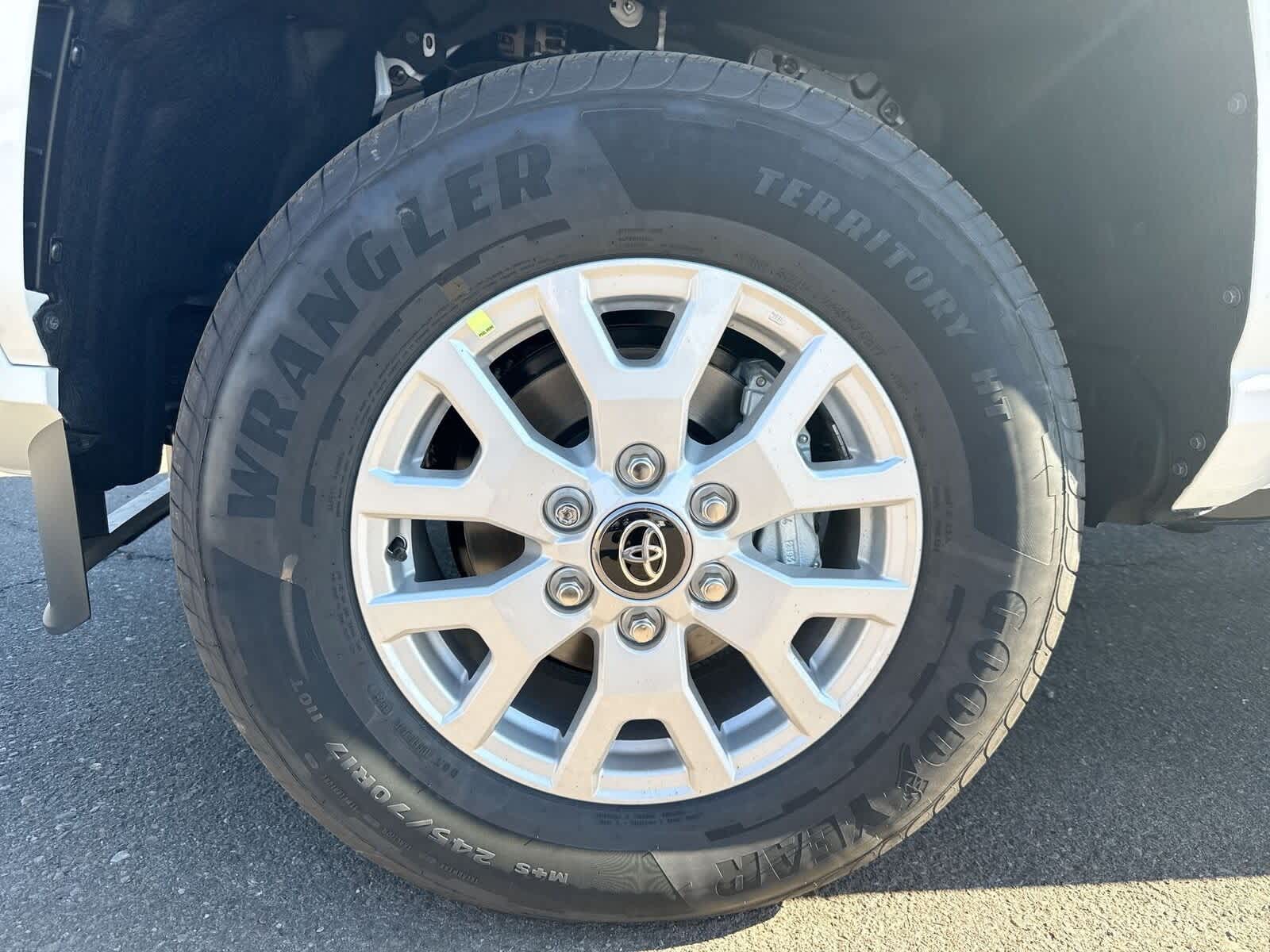 Thumbnail: 2025 Toyota Tacoma - 10