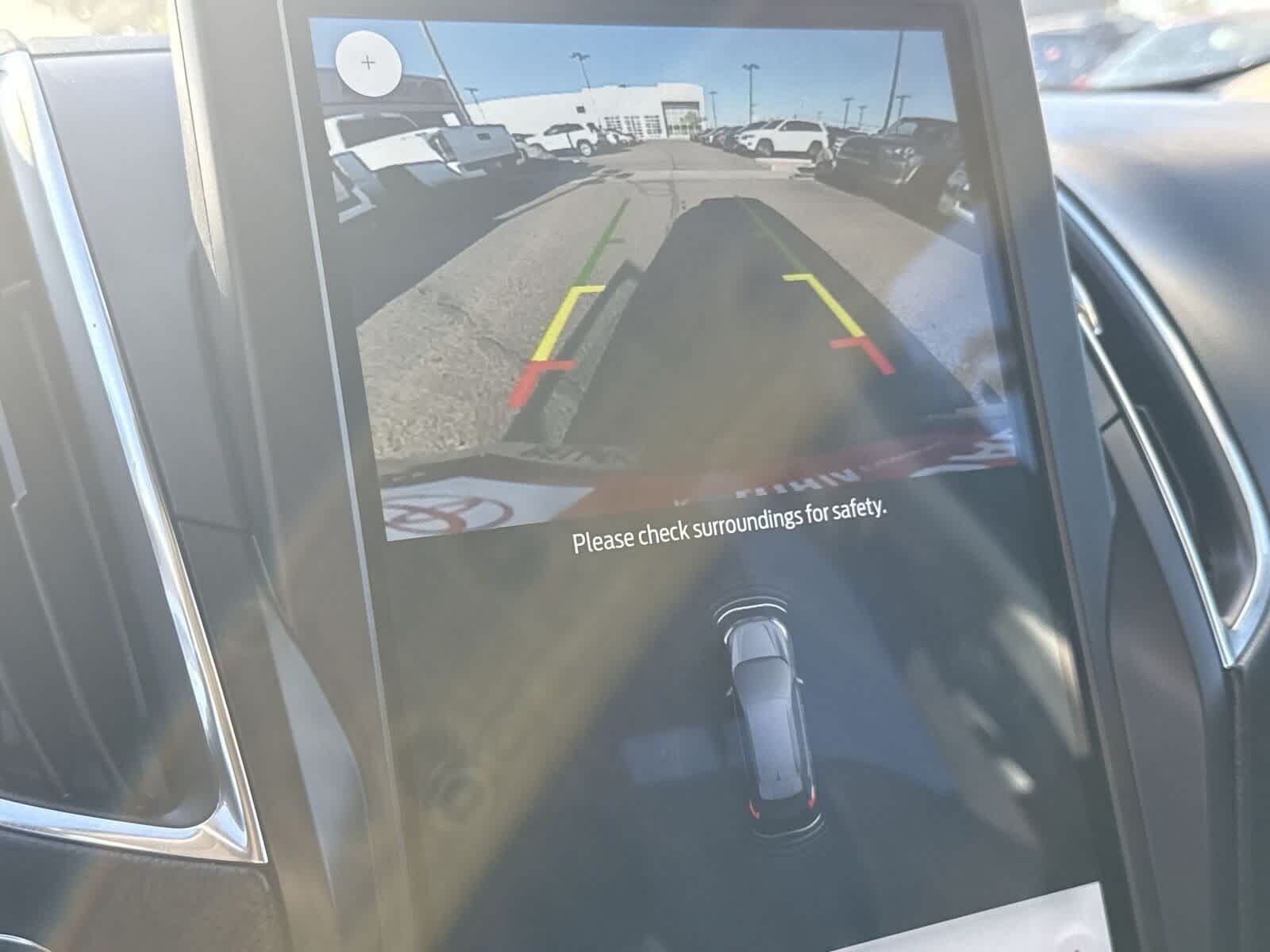 Thumbnail: 2022 Ford Edge - 22