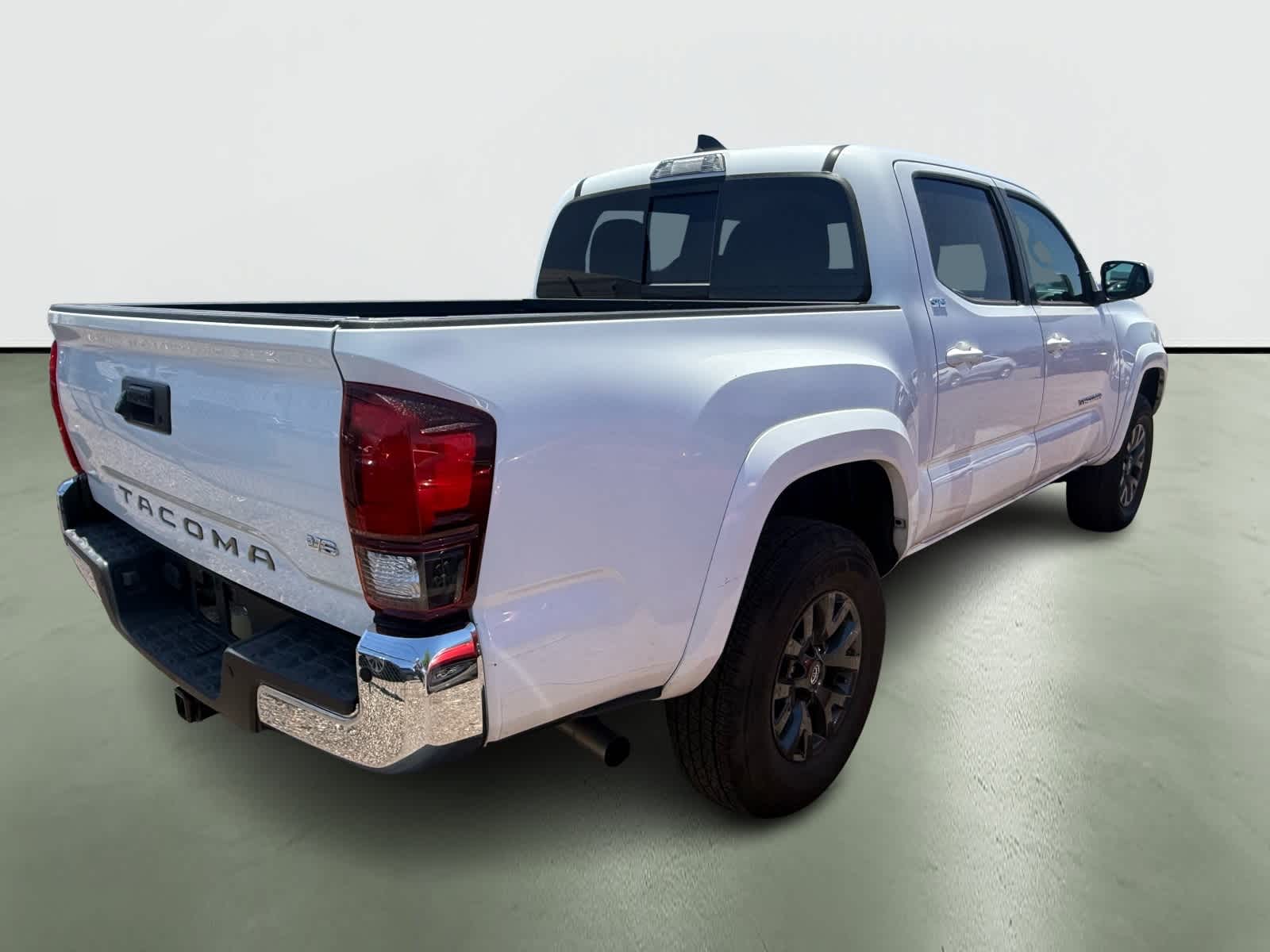 Thumbnail: 2022 Toyota Tacoma - 4