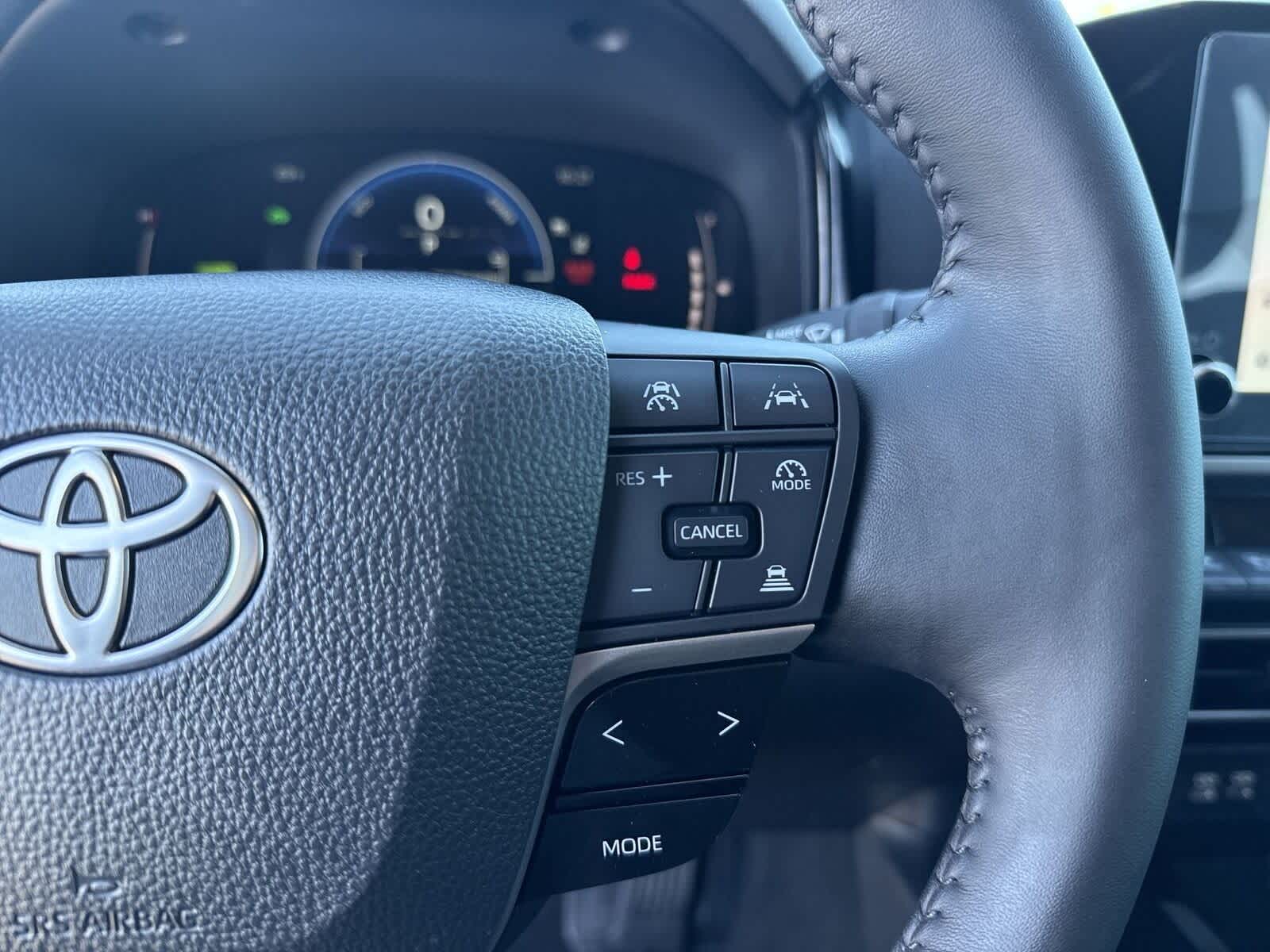 Thumbnail: 2025 Toyota Camry - 29