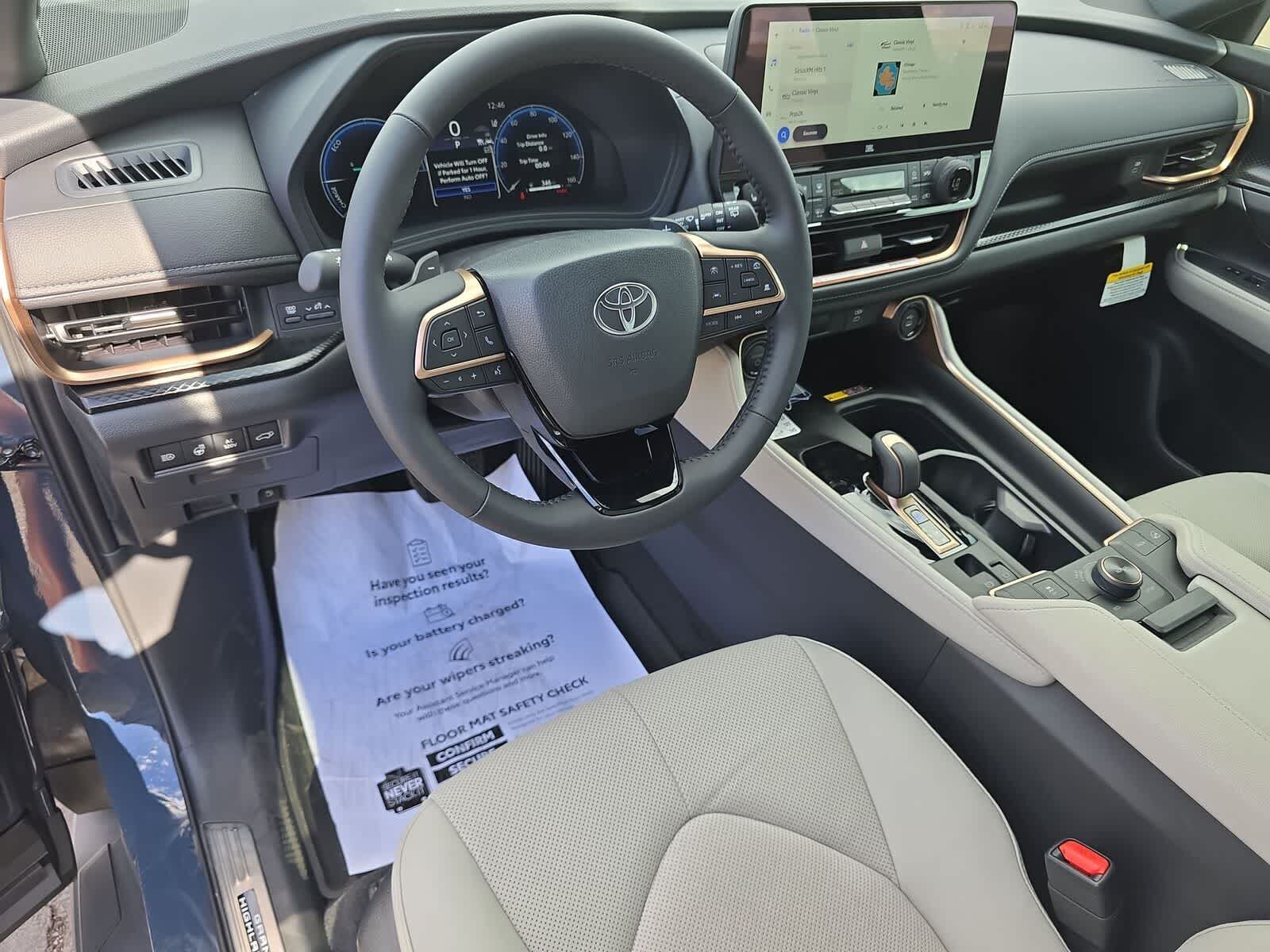 Thumbnail: 2026 Toyota Grand Highlander - 16