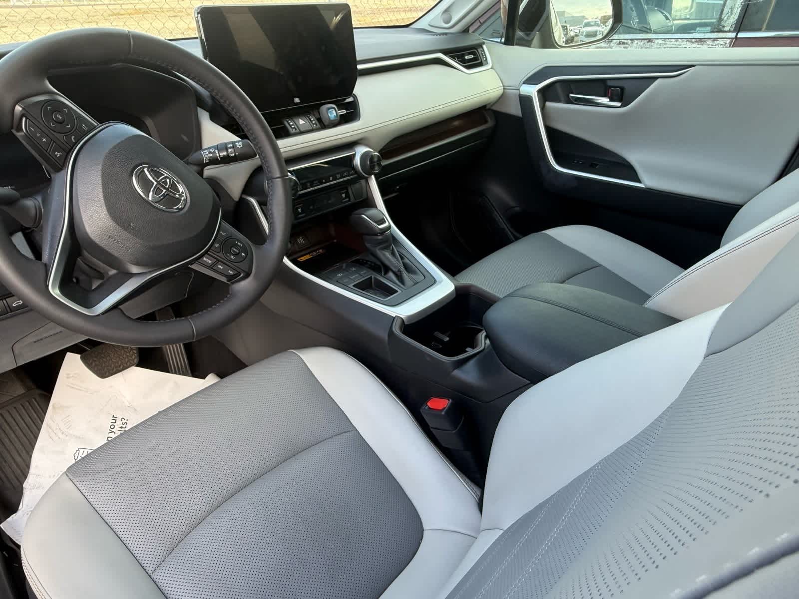 Thumbnail: 2023 Toyota RAV4 - 10