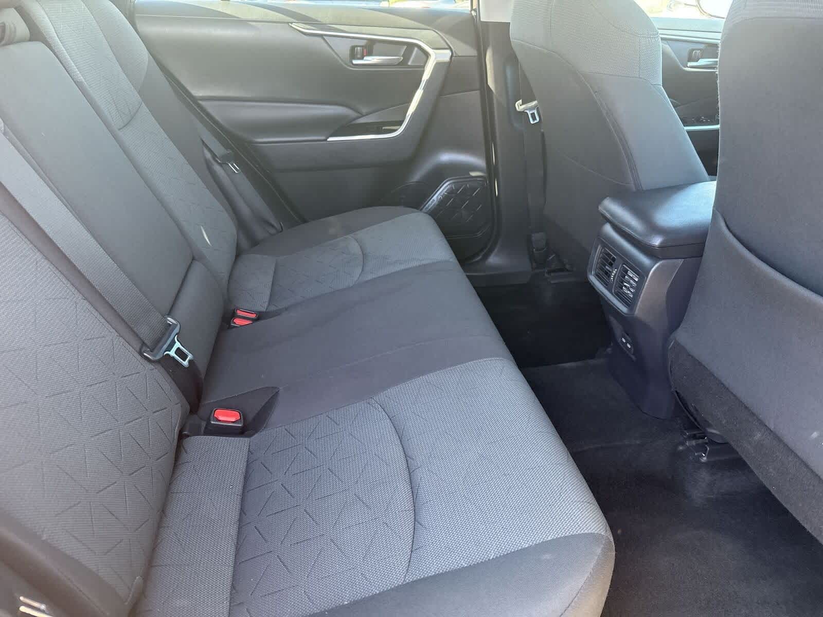 Thumbnail: 2022 Toyota RAV4 - 13