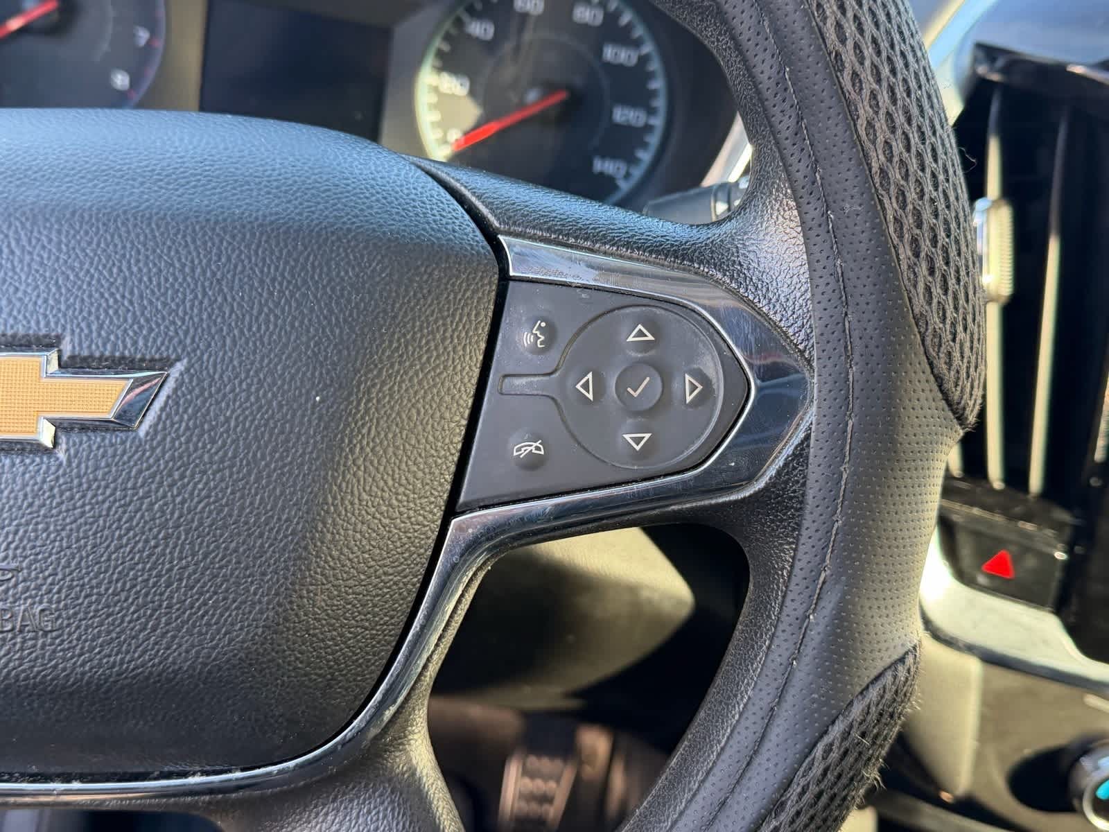 Thumbnail: 2019 Chevrolet Traverse - 11