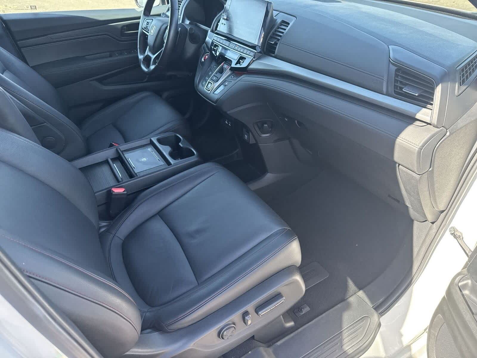 Thumbnail: 2025 Honda Odyssey - 11