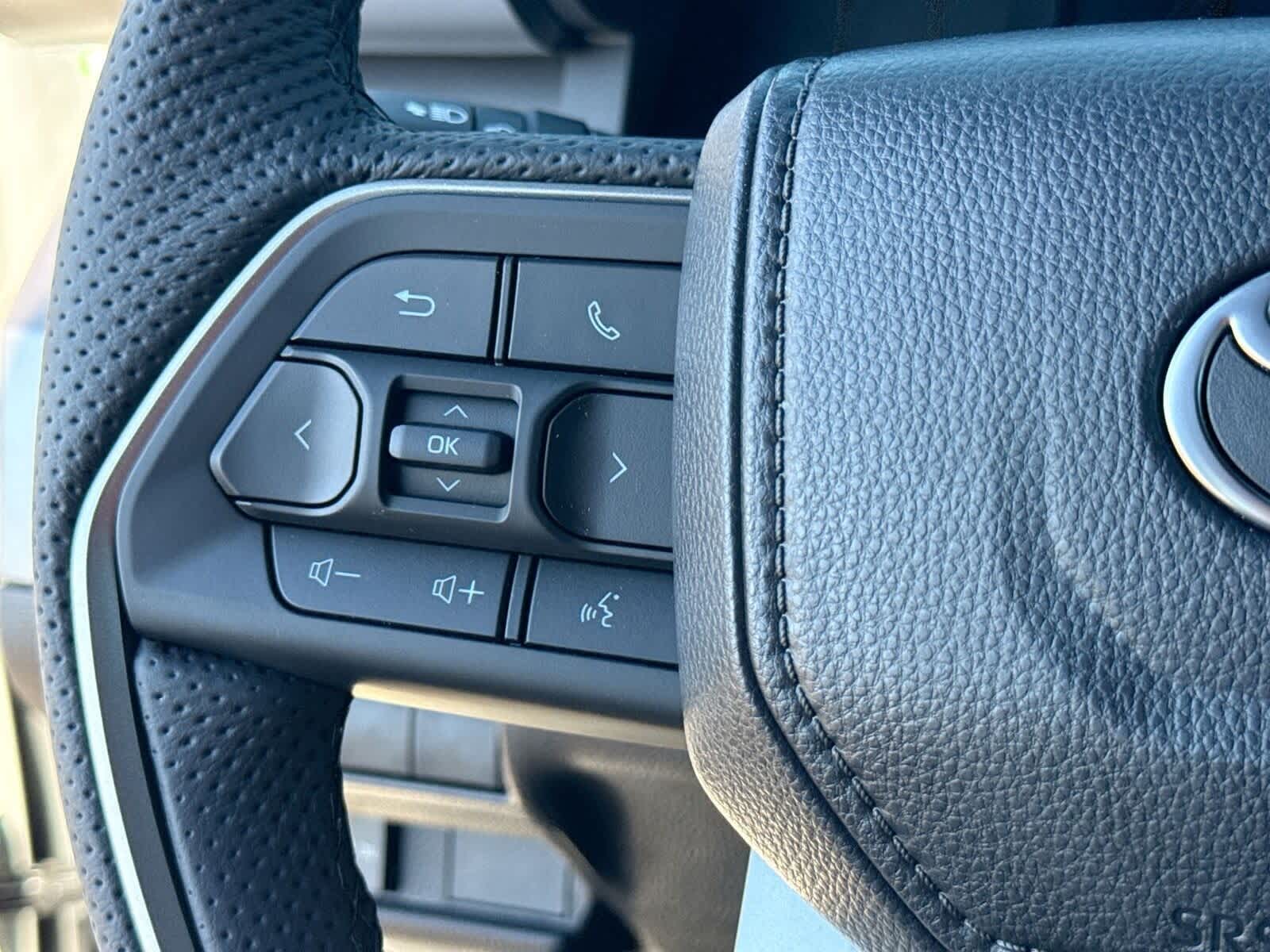 Thumbnail: 2025 Toyota Tacoma - 28