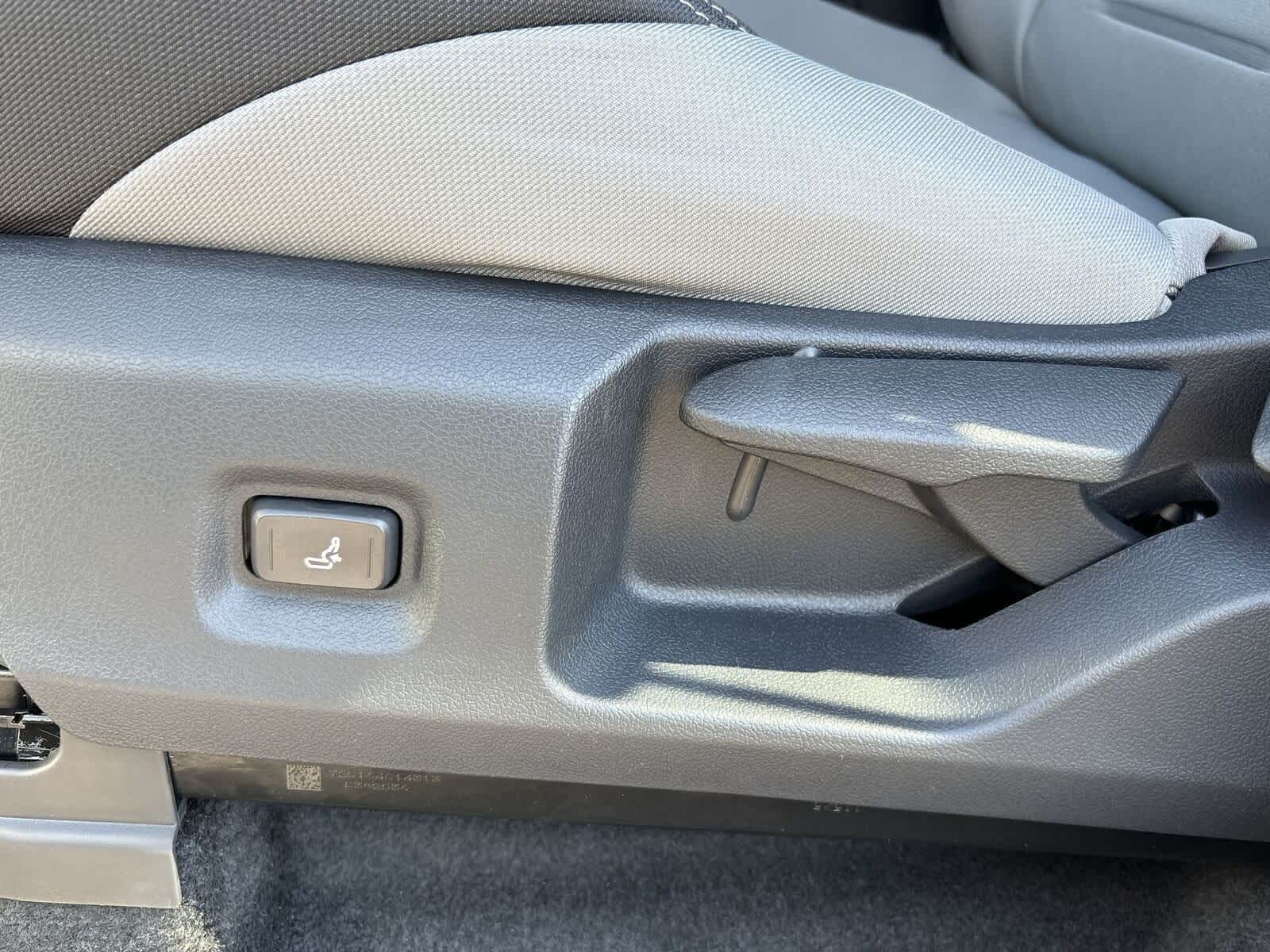 Thumbnail: 2025 Toyota Tacoma - 18