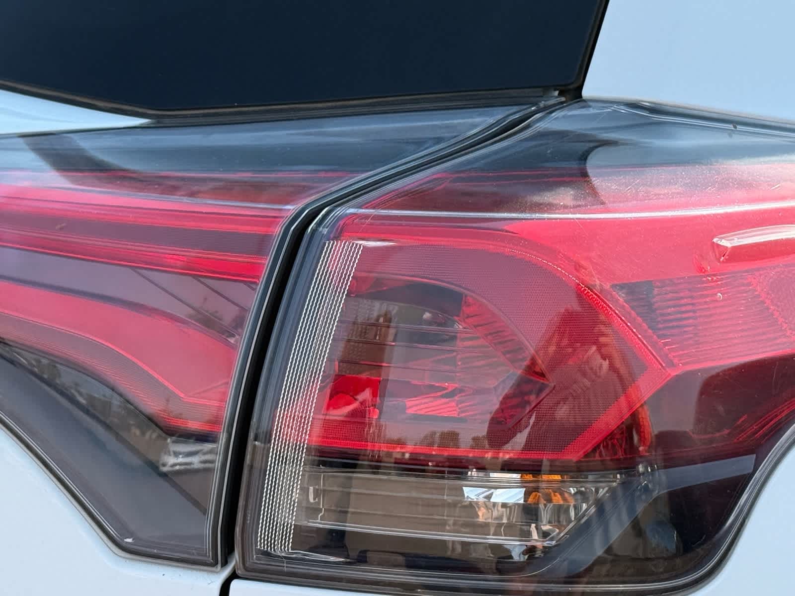 Thumbnail: 2017 Toyota RAV4 - 17