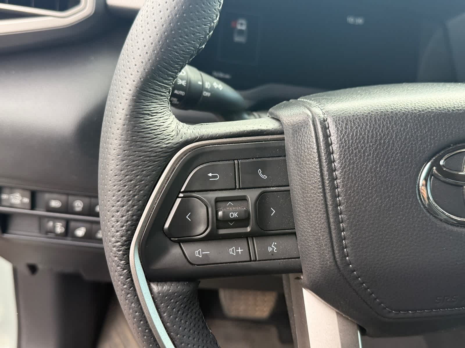 Thumbnail: 2025 Toyota Tundra - 17