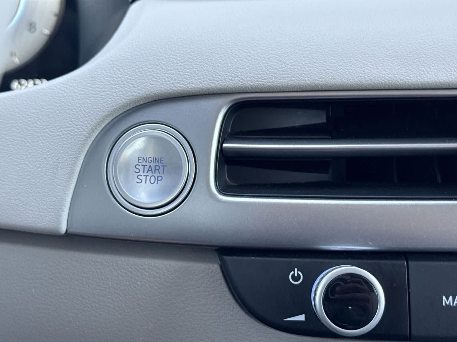 Thumbnail: 2024 Hyundai Palisade - 26