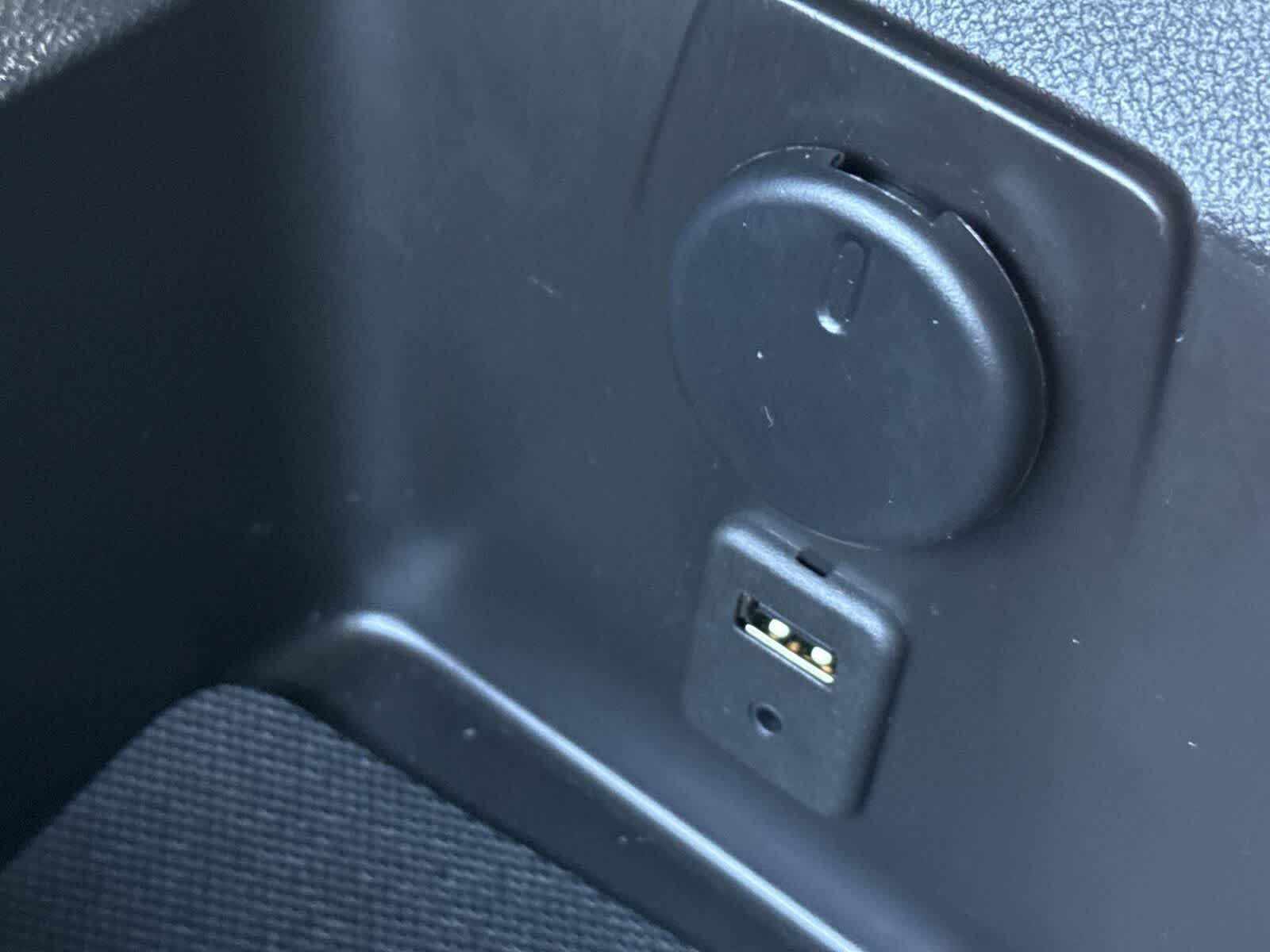 Thumbnail: 2013 Chevrolet Camaro - 25