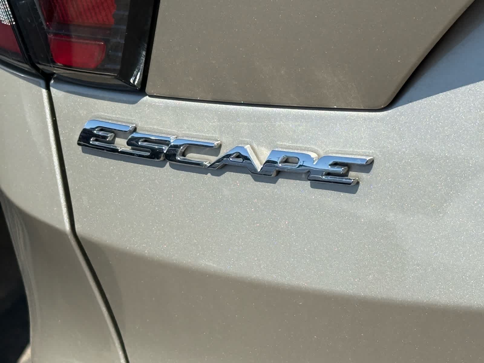 2018 Ford Escape SEL 8