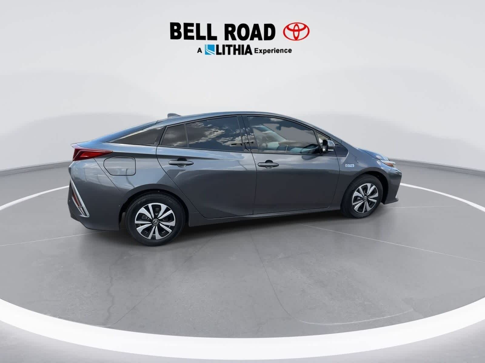 Thumbnail: 2018 Toyota Prius Prime - 8