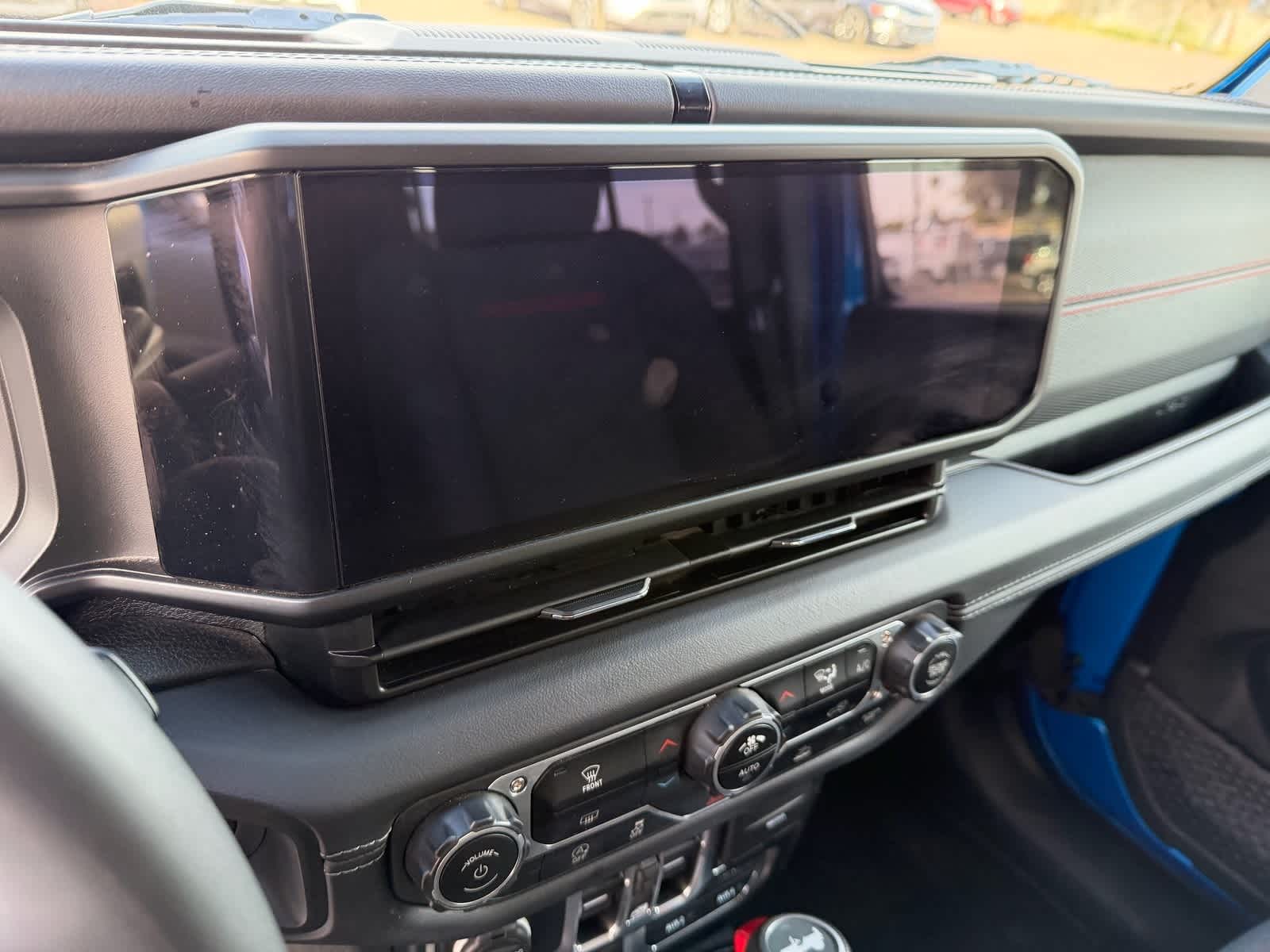 Thumbnail: 2025 Jeep Wrangler - 9