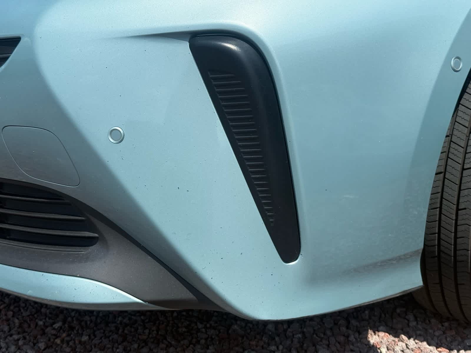 Thumbnail: 2022 Toyota Prius - 9