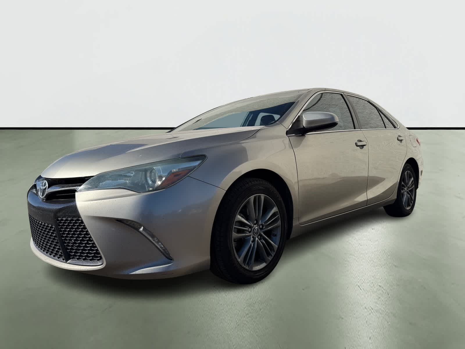 Thumbnail: 2015 Toyota Camry - 2