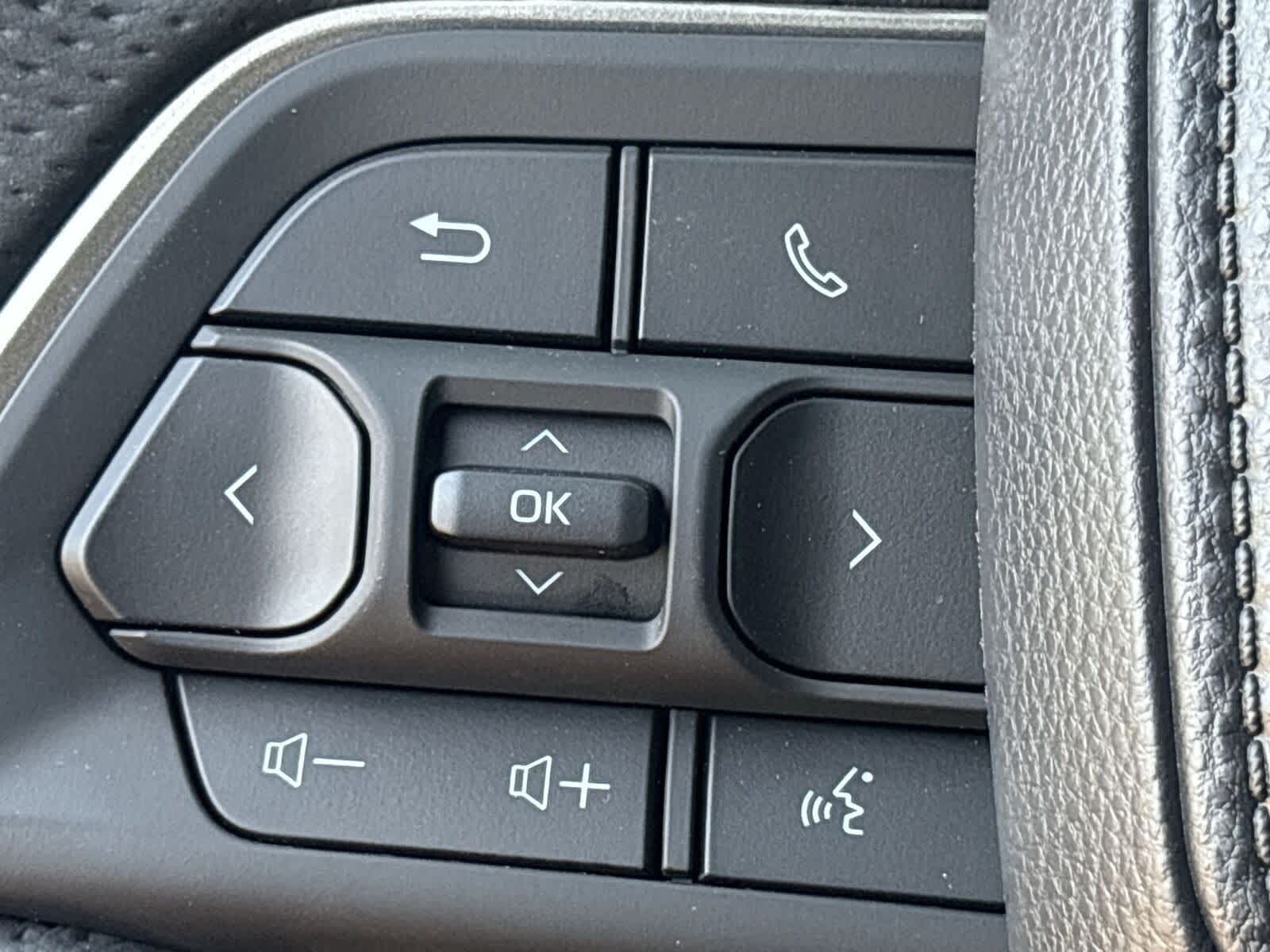 Thumbnail: 2025 Toyota Tacoma - 28