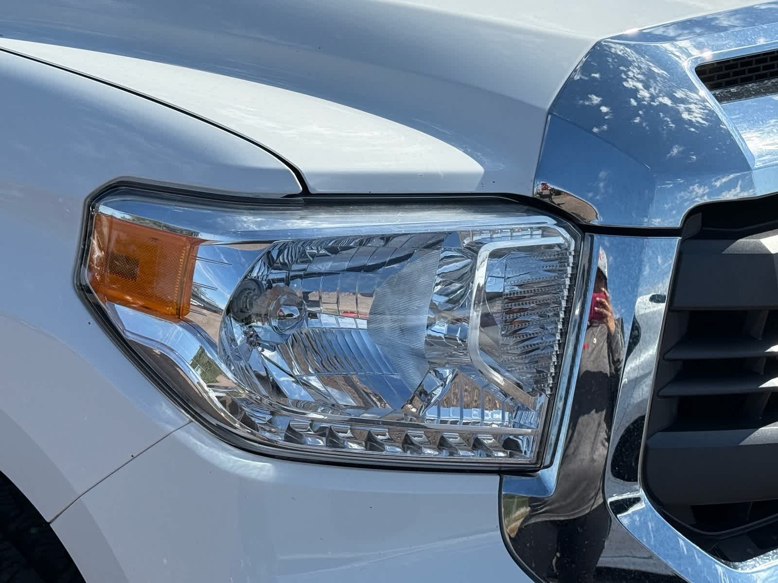 Thumbnail: 2015 Toyota Tundra - 22
