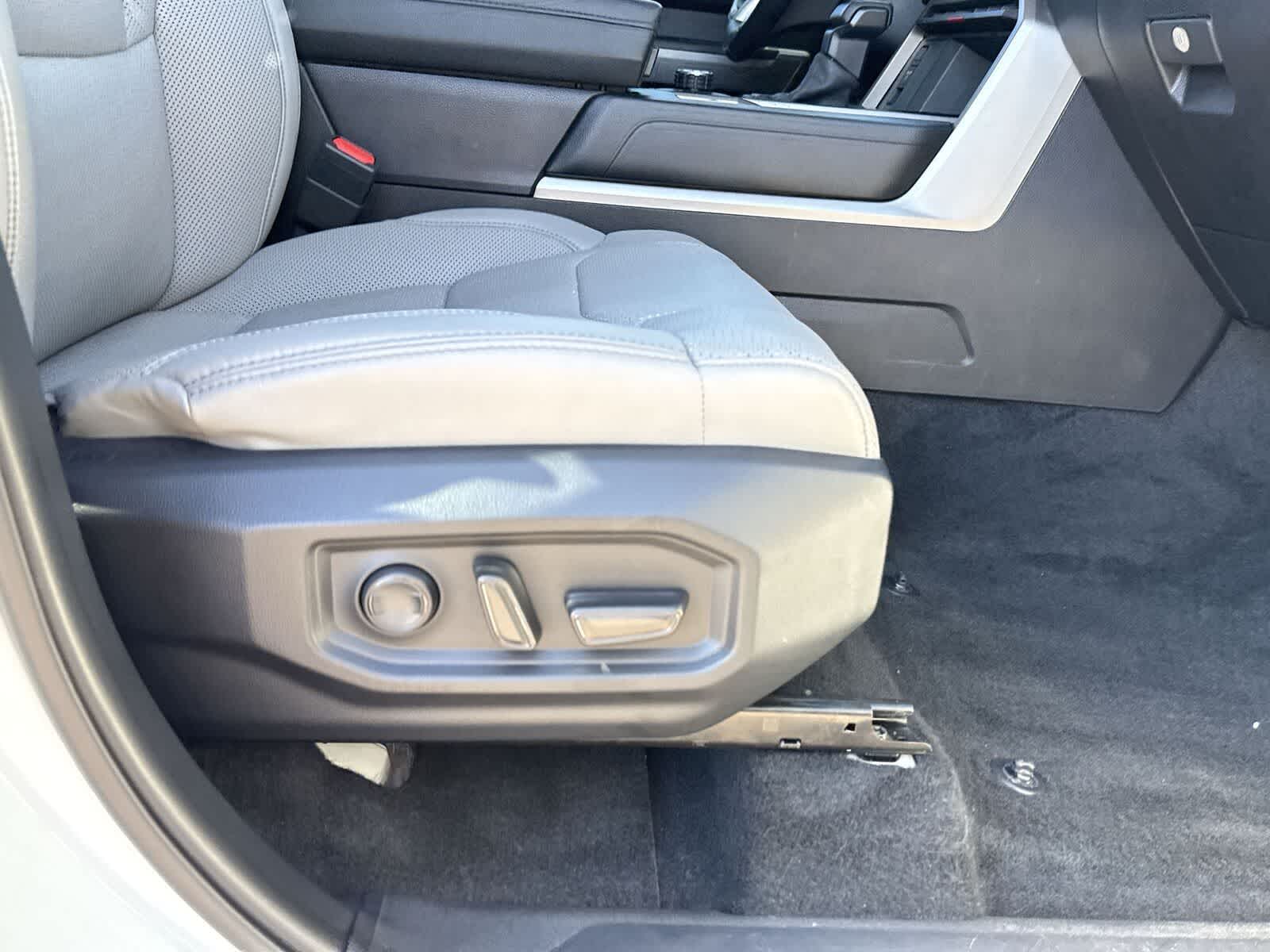 Thumbnail: 2024 Toyota Tundra - 12