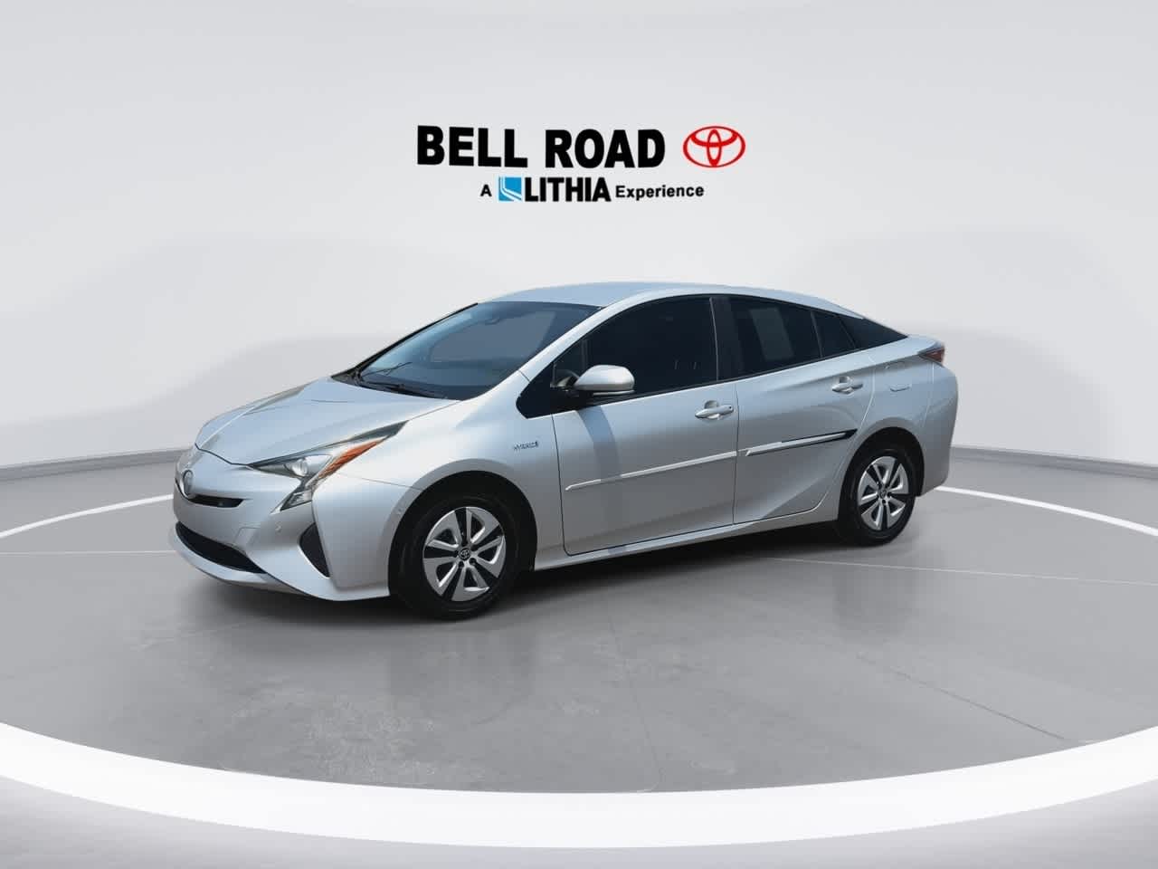 Thumbnail: 2017 Toyota Prius - 4