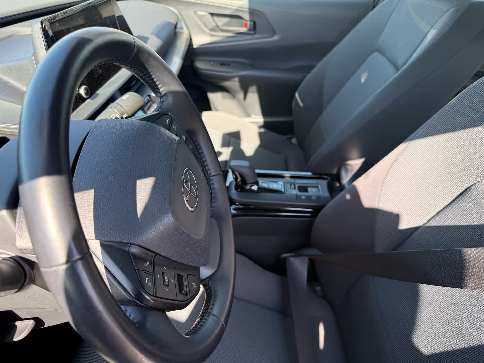 Thumbnail: 2024 Toyota Prius - 12