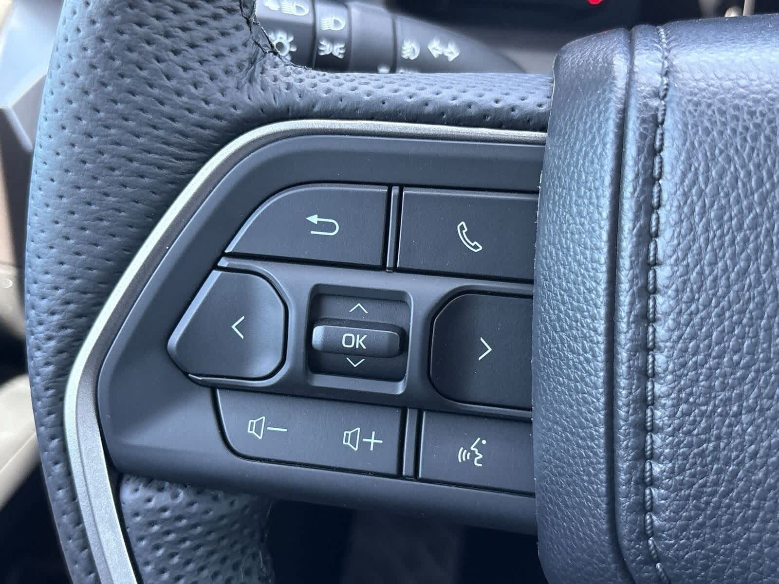 Thumbnail: 2025 Toyota Tacoma - 28