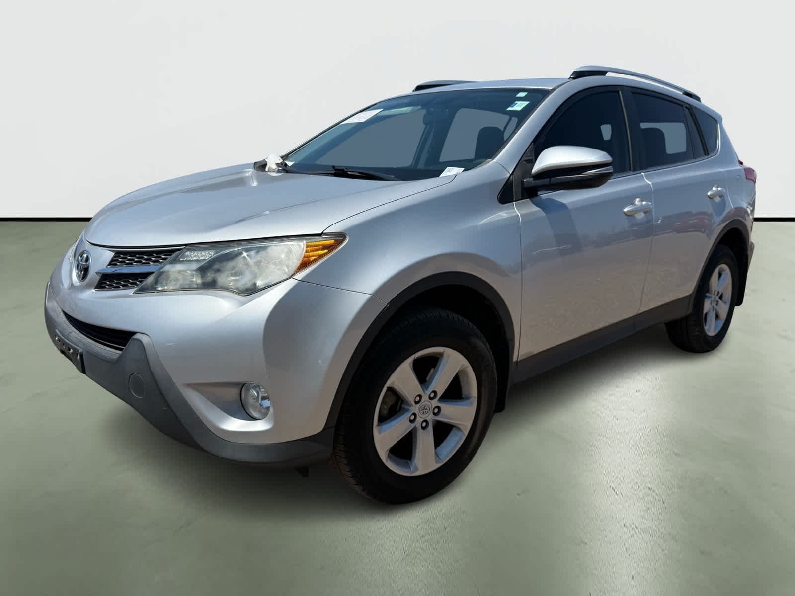 2013 Toyota RAV4 XLE 2